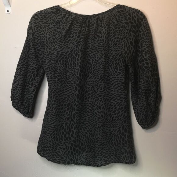 2/$20 Express Design Studio Black Leaf Print Grey Peasant Blouse - Picture 6 of 6